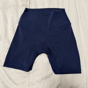 PARAGON Women's Ink Reluna Workout Shorts